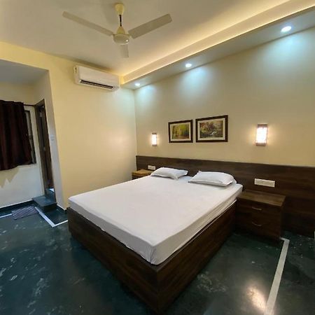 Shivam Hotels Καλκούτα Εξωτερικό φωτογραφία