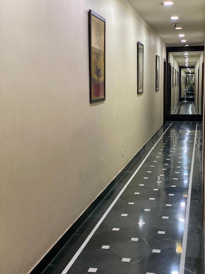 Shivam Hotels Καλκούτα Εξωτερικό φωτογραφία