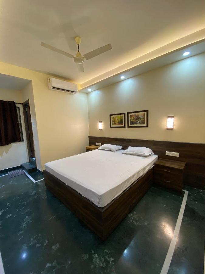 Shivam Hotels Καλκούτα Εξωτερικό φωτογραφία