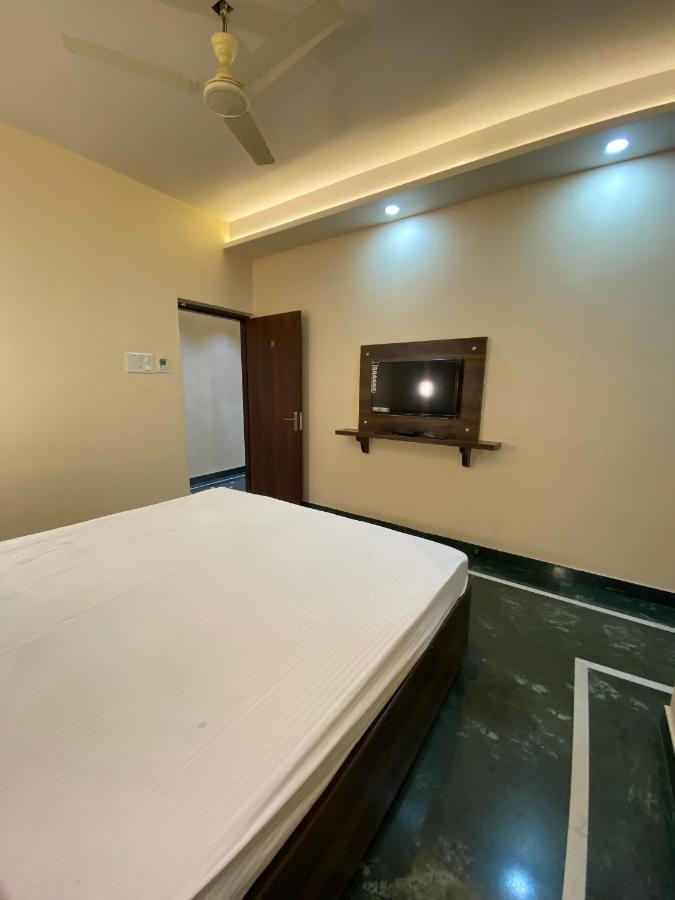 Shivam Hotels Καλκούτα Εξωτερικό φωτογραφία