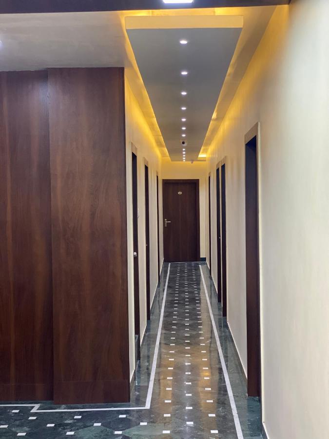 Shivam Hotels Καλκούτα Εξωτερικό φωτογραφία